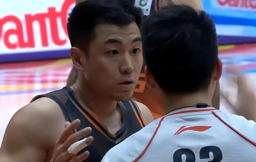 开云-济南主场迎首胜！山东男篮93比87胜广厦，豪取三连胜，外援砍53分